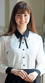 en joie(アンジョア) 01180 襟とカフスのレース使いがフェミニンな長袖ブラウス(リボン付) 93-01180