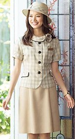 en joie(アンジョア) 56372 優しさ醸し出すミルクティベージュのフレアースカート ツイード 93-56372