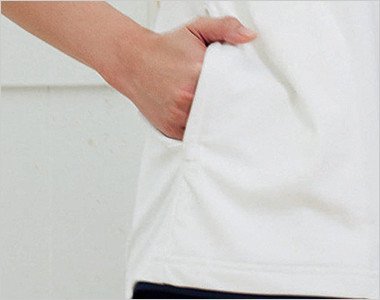 右脇 ファスナーポケット付き